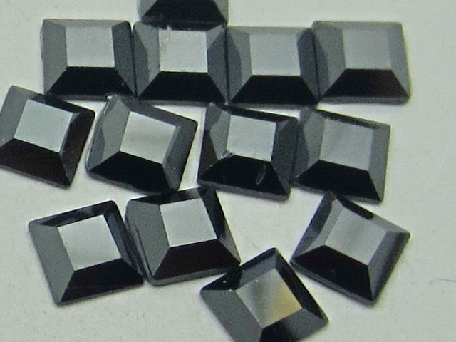 36Pcs. 4MM SQUARE JET HEMATITE HOTFIX European Rhinestones